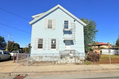 1711 Bay St #1 1