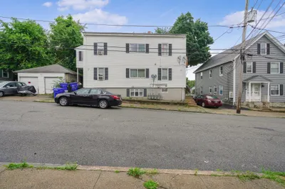 39 Highland St 1