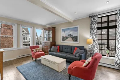 359 Commercial Street #Unit A 1