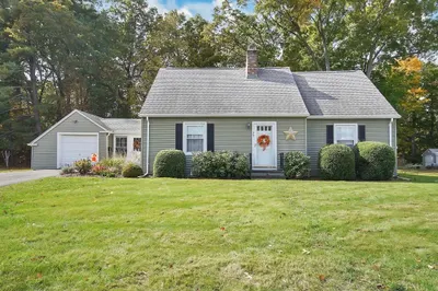 33 Vassar Cir