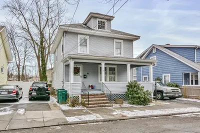 75 Alden St 1
