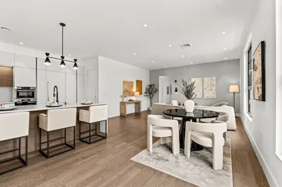 8 Leverett St #4 1