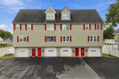 111 CamBridge St #B 1