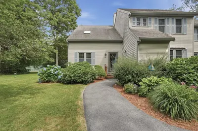 35 Santuit Pond Way #4A