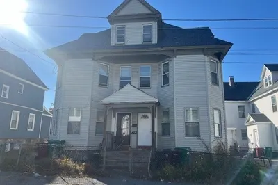 7-9 Glidden Ave