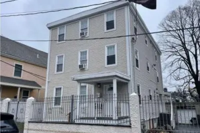 52-54 Ellington St