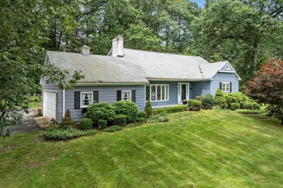 41 Brookside Dr 1