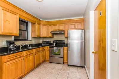 106 Tyler St #4 1