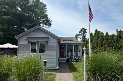 42 Crystal Lake Dr 1
