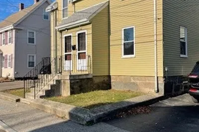 152 S Walnut St #1