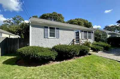 6 Wedgemere Rd