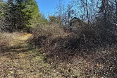 122 South Row Rd