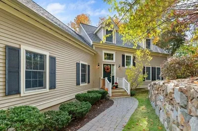 10 Smith Farm Ln #10 1