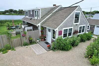156 Taylor Ave 1