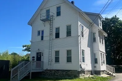 35 Newcomb Pl #3