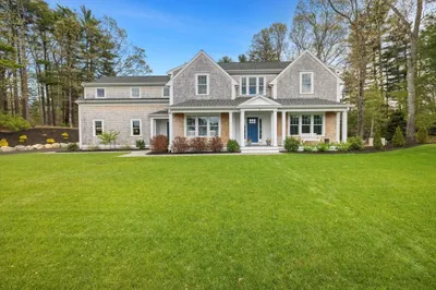 15 Cushing Drive 1