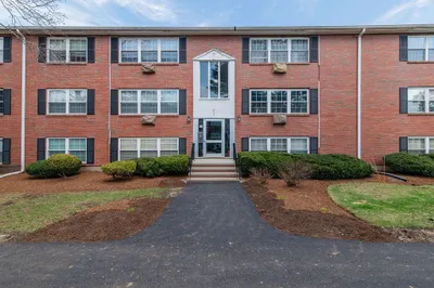 1 Tara Dr #10 1