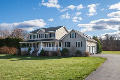 83 Bay Road 1
