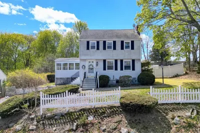 71 Holmes Ave