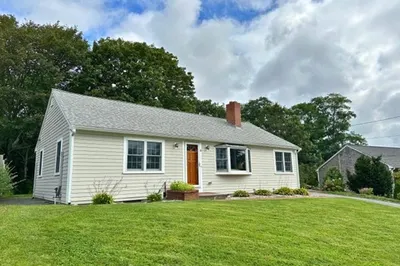 10 Spoonbill Road 1
