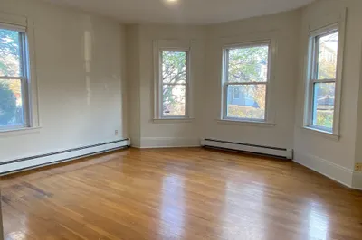 67 Dana St #2F