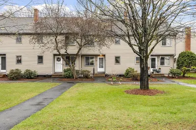 140 Cortland Cir #140