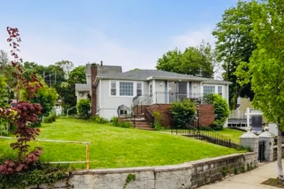 28 Elsie St #1 1