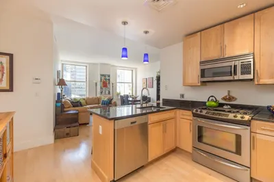 181 Essex St. #E602