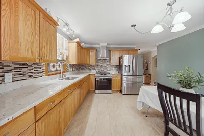 120 Leroy Ave 1