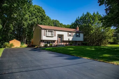 146 Lawndale Rd 1