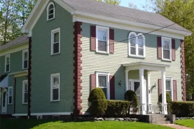 45 Walnut St #Rear
