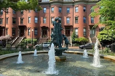 28 Worcester Sq #3