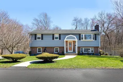 82 Brian Dr 1