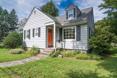 202 Jackson St 1
