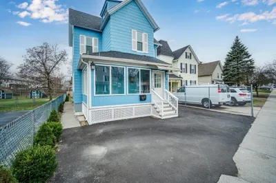 174 Allen St