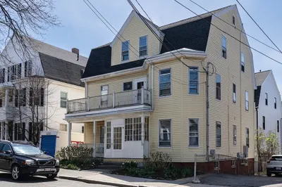 9 Charnwood Rd #2