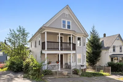 51 Sylvia St #2