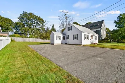 26 Beacon Avenue 1