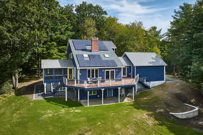65 Edwards St 1