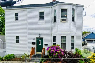 42 Sunnyside St #2 1