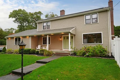 1 Sharon Ave 1