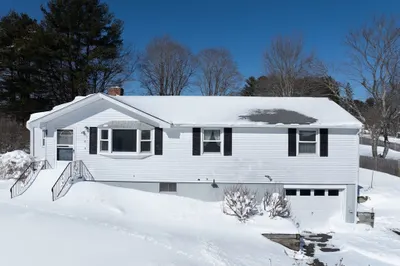 8 Apache Rd