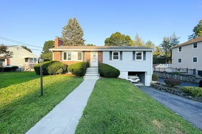 138 Kingston Road 1