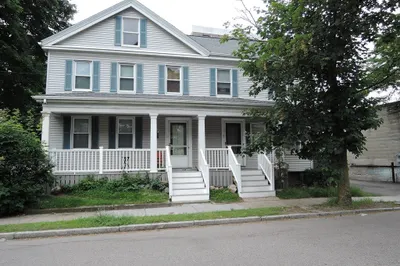 9 Maple St 1