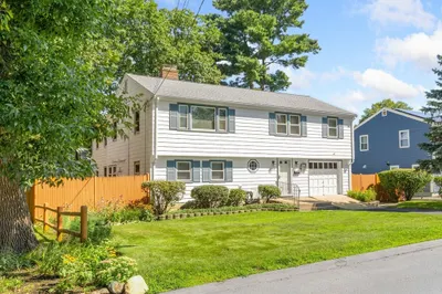 64 Heywood Ave 1