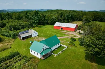 148 East Hill Road