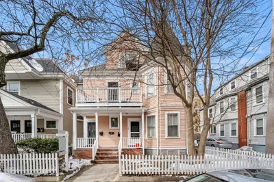 8 Leonard Ave #2