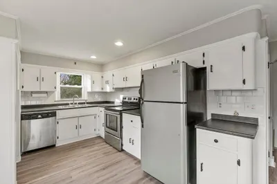 317 Handy St 1