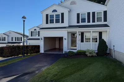 15 Rebecca Ln #15 1