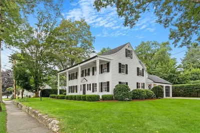 106 Elm St